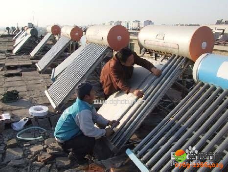 �������M(j��n)����չܵİ��b��ϵ�y(t��ng)�{(di��o)ԇ����ˮ����ˮ�M(j��n)�Л_ϴ����ϴ�Y(ji��)��