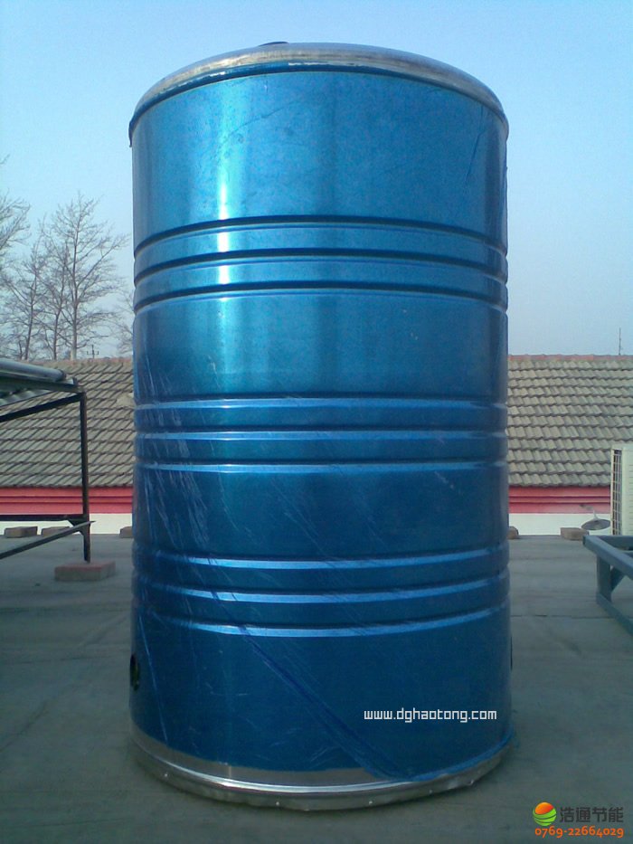 ̫�(y��ng)���_ˮϵ�y(t��ng)���̟�ˮ�����4��(g��)�ݷe��1T�ĈA��ˮ�������γߴ�飺870mm(ֱ��)*1800mm(�߶�)��8��(g��)0.5T�ĈA��ˮ�䣬���γߴ�飺770mm(ֱ��)*1425mm(�߶�)