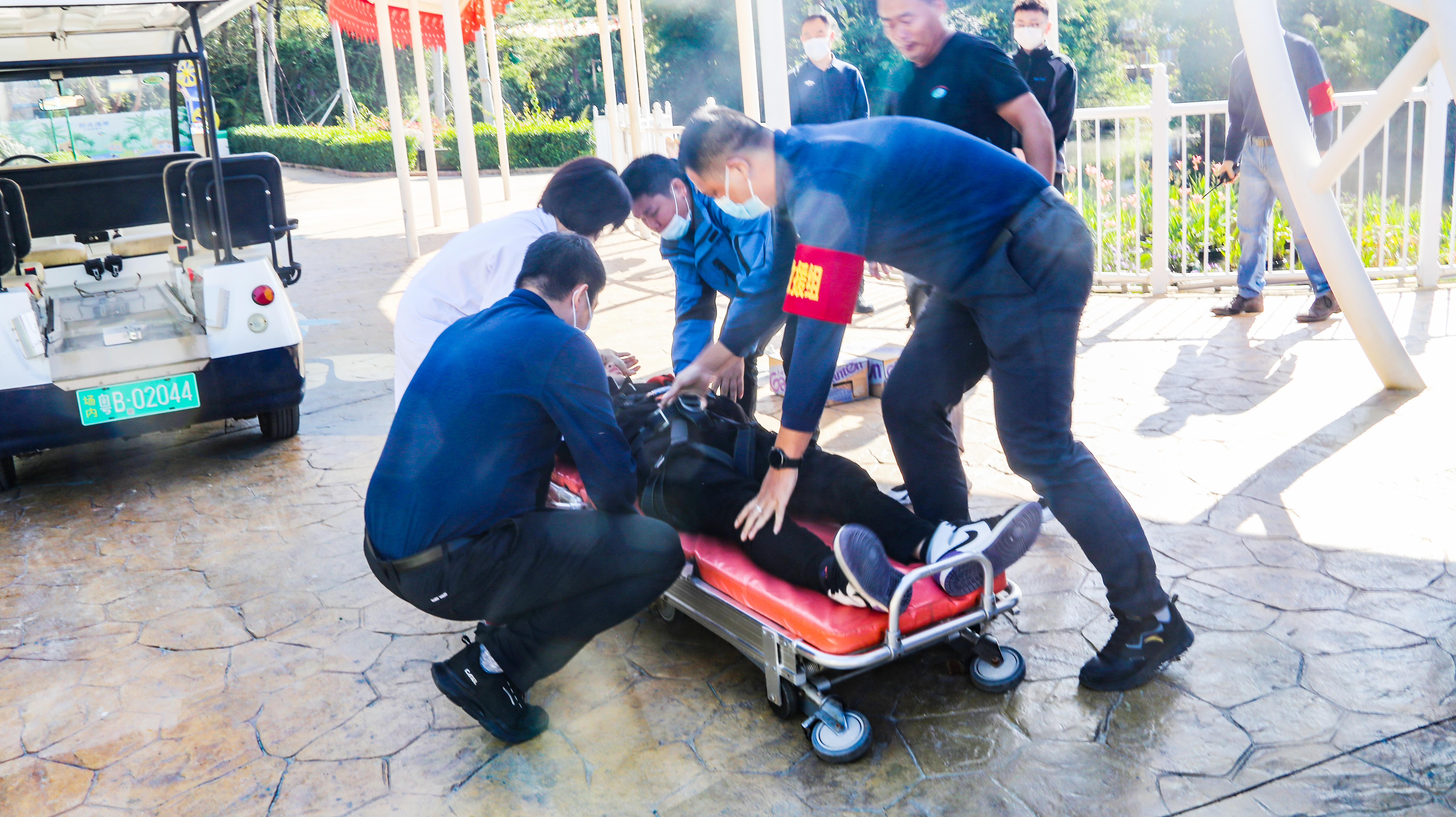 IMG_0352.JPG IMG_0352.JPG